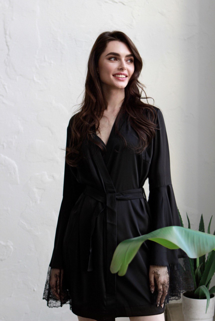 Black short robe