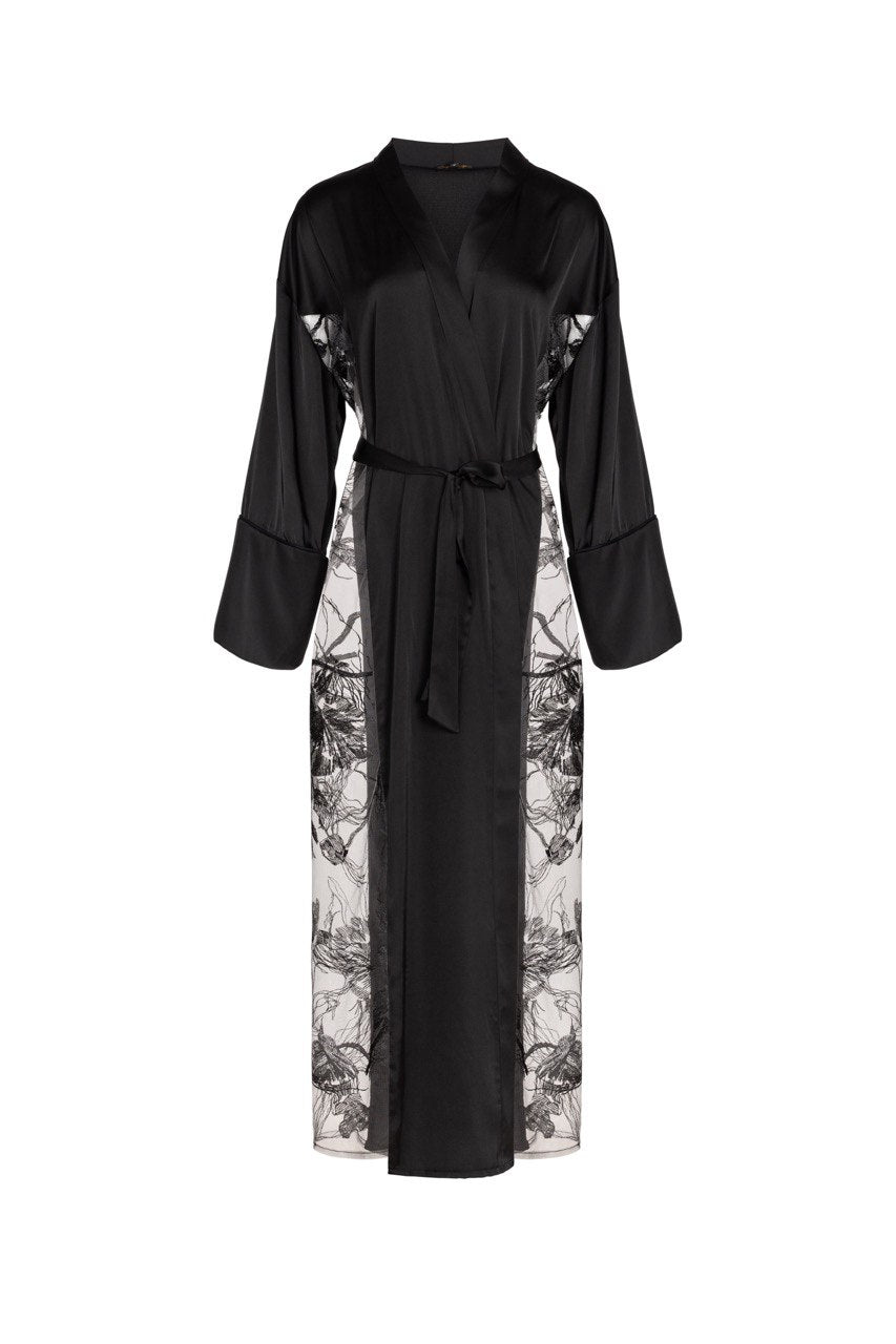 Long robe with lace